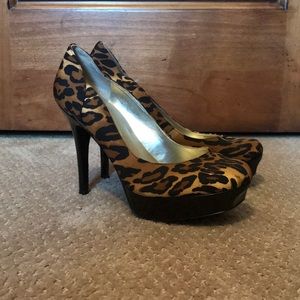 Guess heels